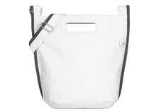 Shopper S10 in weiß von zwei - sportliche Umhängetasche