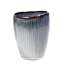 Broste Copenhagen Becher Nordic - Tasse ohne Henkel aus Steingut in grau-blau Tönen