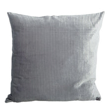 House Doctor Kissenbezug Pale Stripes grau - Kissenhülle aus Samt 50x50 cm