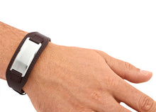 Braunes Lederarmband für Herren - mit Gravurplatte aus Edelstahl in silber