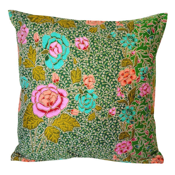 Baumwollkissen Thai Flower in grün - schönes Dekokissen in 50x50 cm fair trade