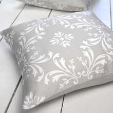 Peppa Grace Baumwollkissen Macao 50x50 cm - schönes Sofakissen in hellbraun-beige