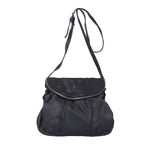 Cowboysbag Tasche Metz in schwarz - kleine Umhängetasche aus Leder