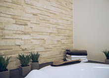 Naturstein-Wandverkleidung moonlight white aus Travertin von stein & ambiente