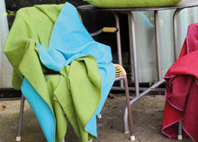 Baumwolldecke von Fussenegger - Wendedecke Silvretta in grün-blau