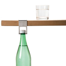 Monkey Business Discreet aus Edelstahl - praktischer Flaschenhalter für den Tisch
