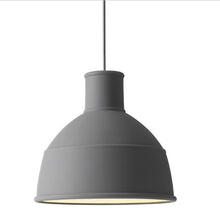 Muuto Deckenlampe Unfold in grau - moderne Hängelampe im Industrie-Design