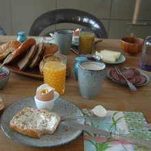 Broste Kuchenteller Nordic - Dessertteller aus Steingut in grau-blau Tönen