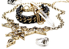 Pilgrim Armband Golden Chain - schwarzes Lederarmband geflochten