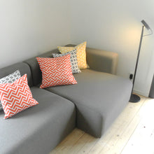 Bio Baumwolle Kissen Canvas in rot - Dekokissen von Pete & Sally in 40x60 cm made in Germany