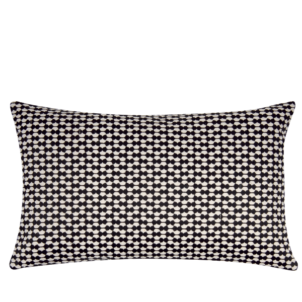 Pad Kissen Zadig in schwarz-wei aus Baumwolle - handgefertigtes Sofakissen in 30x50 cm | tujuh - Schne Dinge Tujuh Shop Pad Kissen Zadig in schwarz-wei aus Baumwolle - handgefertigtes Sofakissen in 30x50 cm | tujuh - Schne Dinge Tujuh Shop