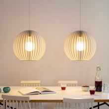 IUMI Hängelampe AION natur - Lampe aus Holz made in Berlin