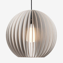 IUMI Hängelampe AION grau - Lampe aus Holz made in Berlin